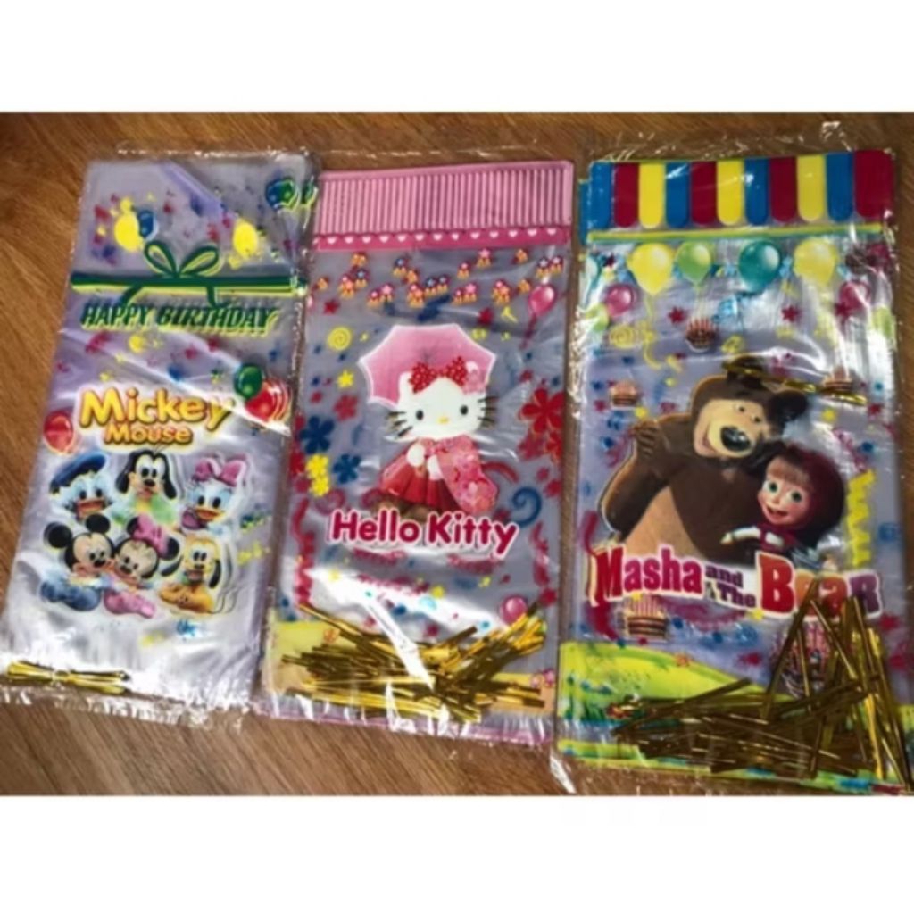 

PLASTIK SNACK BINGKISAN ULANG TAHUN ISI 25 LEMBAR