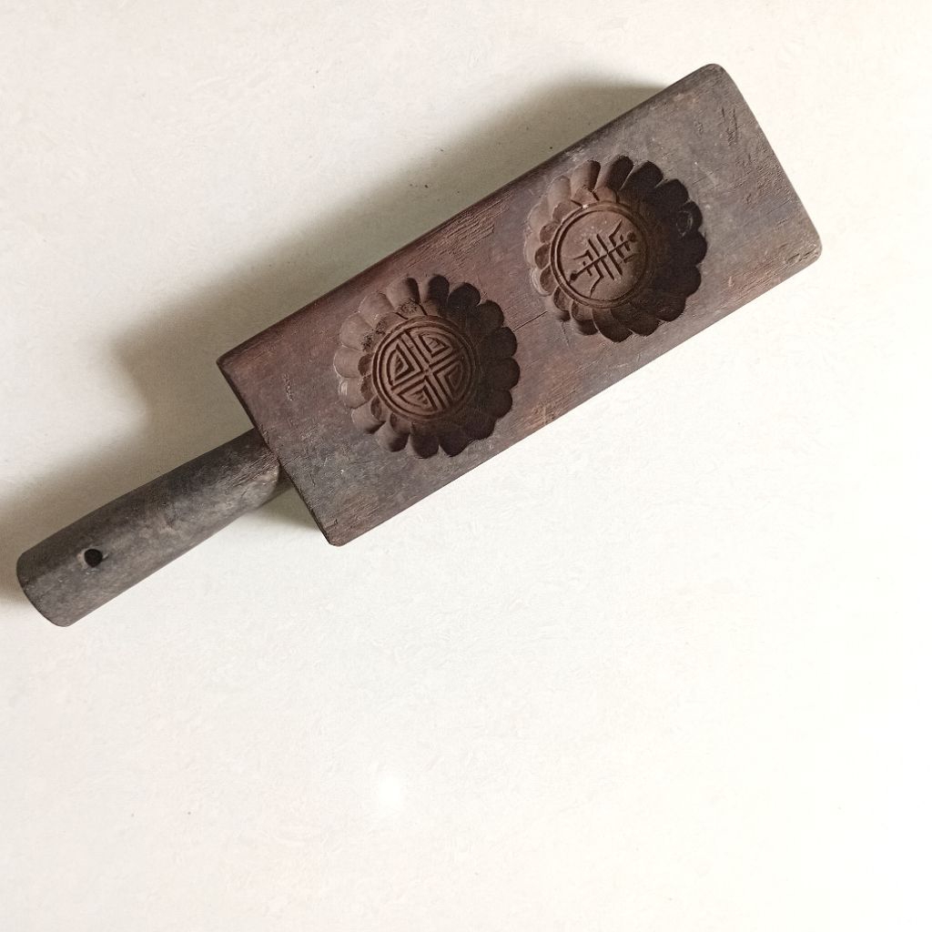 Cetakan Kue Bulan Motif Ukiran Kayu