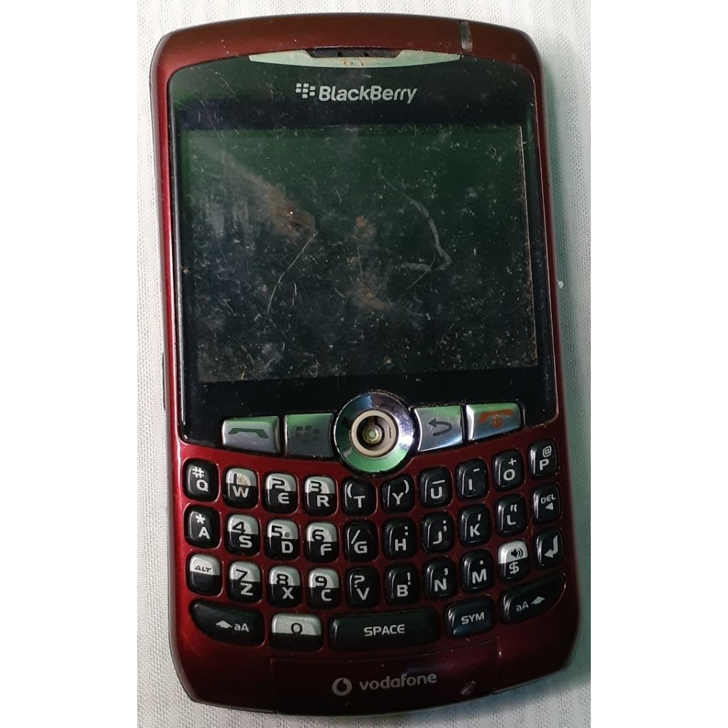 Handphone Rusak/ Handphone Blackberry 8320