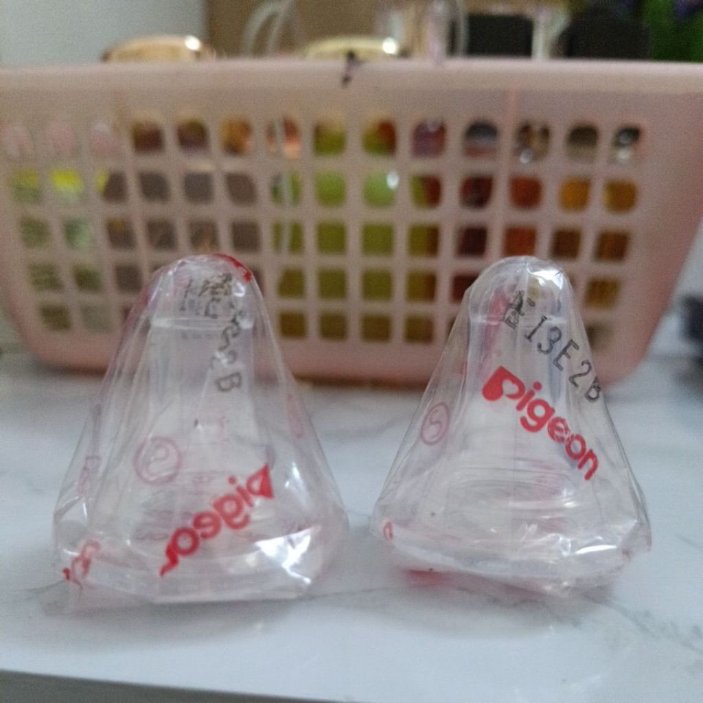 PRELOVED - NEW DOT PIGEON UKURAN S