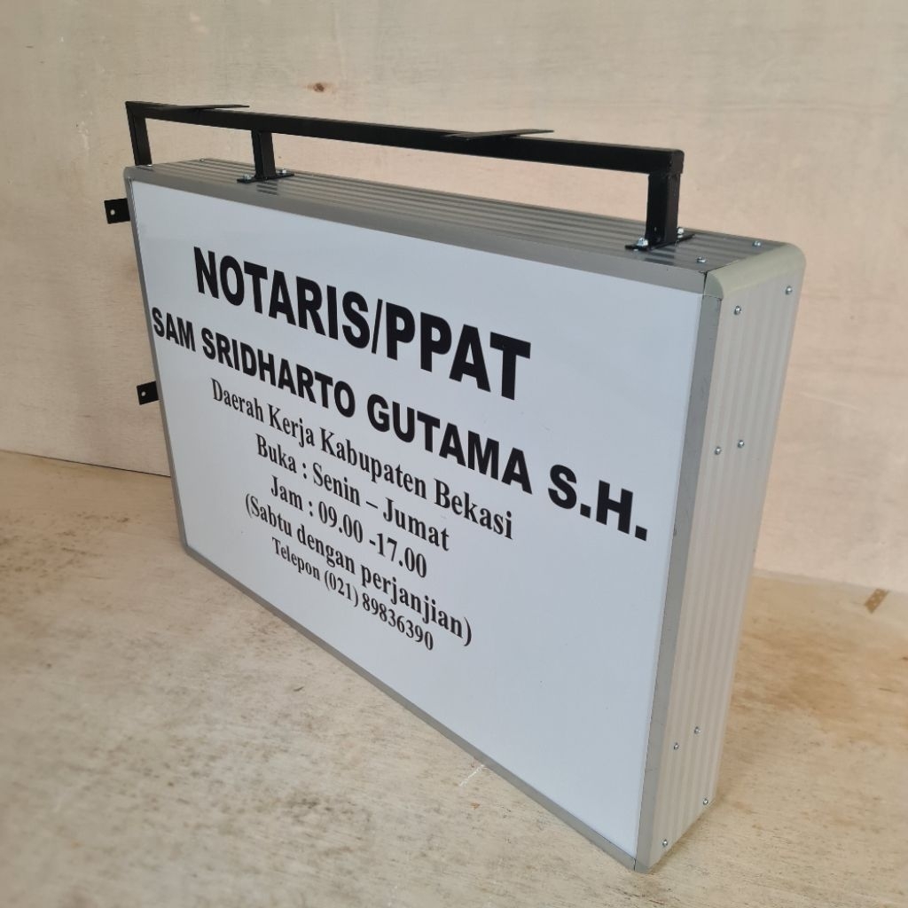 

Neon Box Ukuran 90 x 60cm