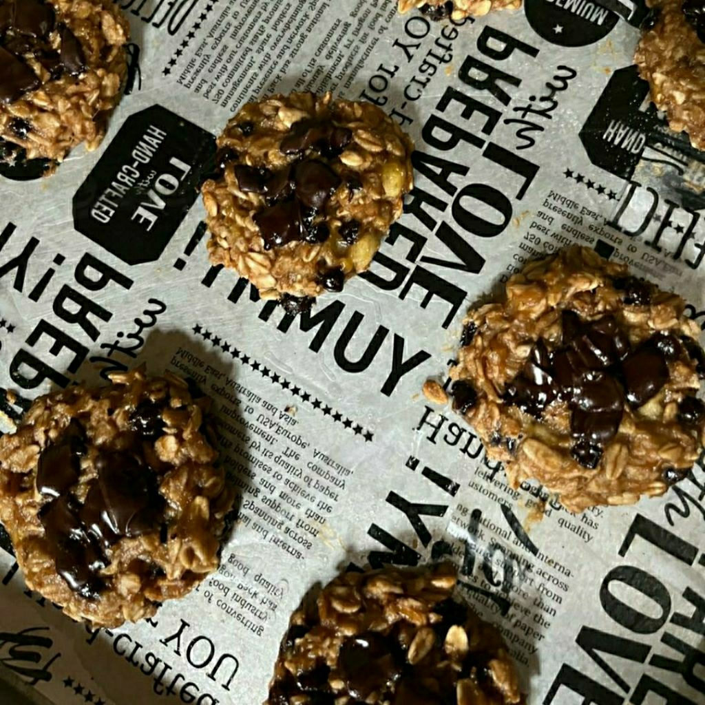 

Banana Oat Cookies – Soft Cookies/Camilan Sehat & Guilt Free Snack [harga per 2 pcs cookies]