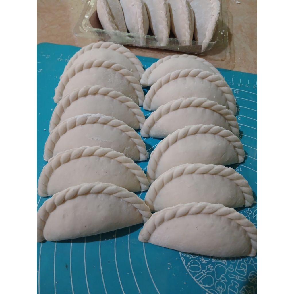 

Cireng isi ayam suir pedas