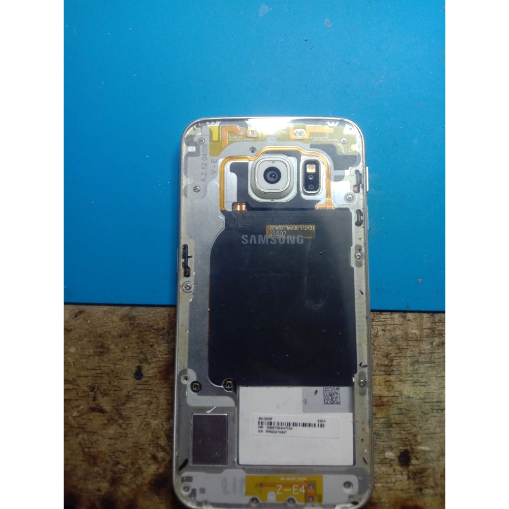 Samsung S6 edge  minus