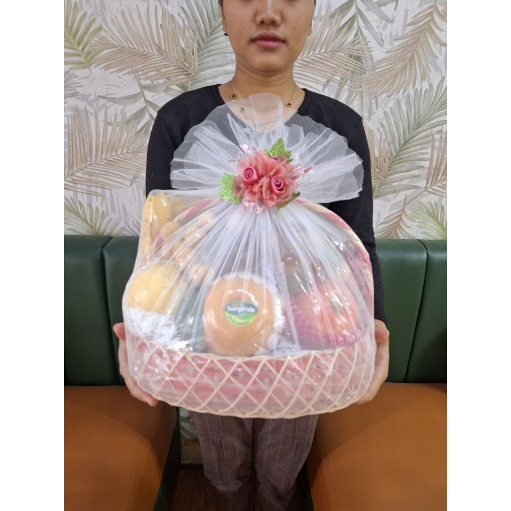 

parsel buah tile cantik dengan bunga