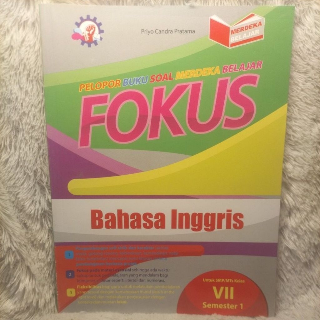 fokus bahasa inggris kelas 1 smp semester 1