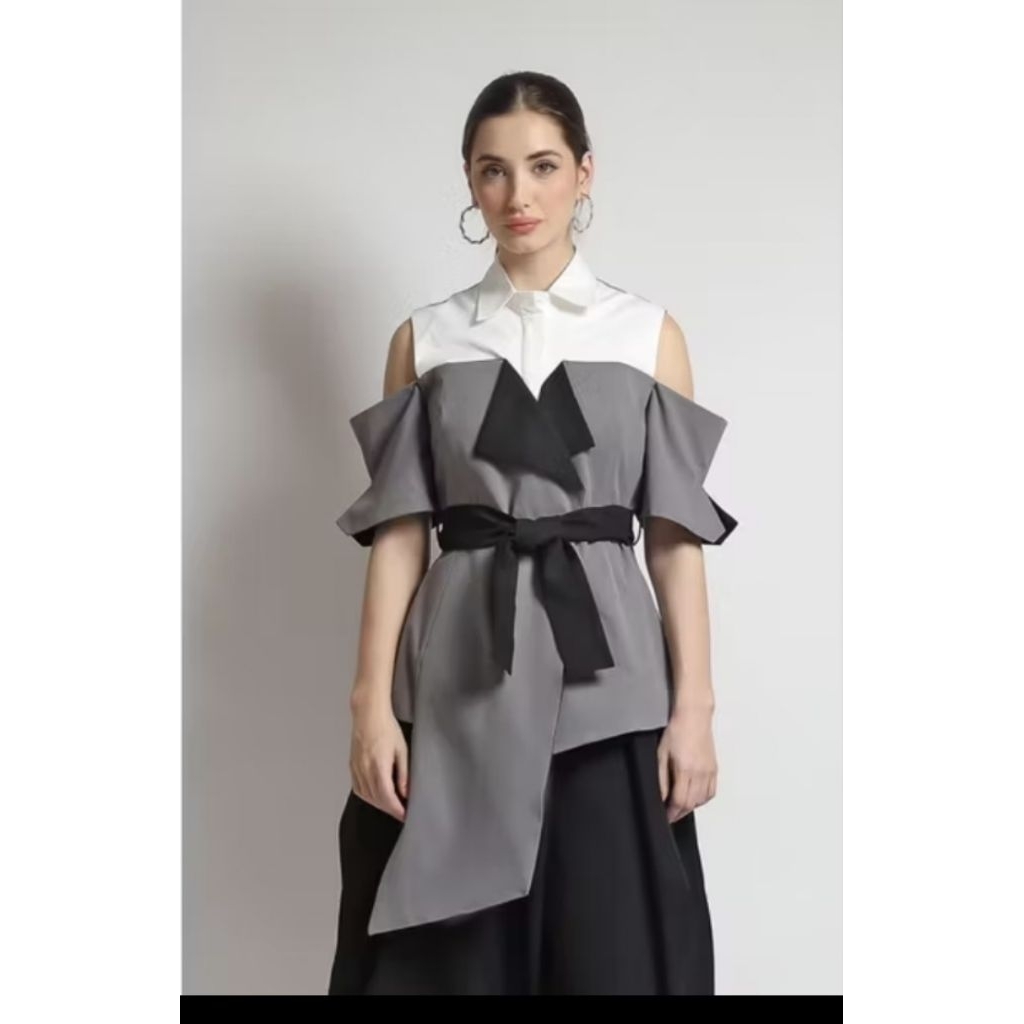 bloom et champ top tangan pisah pl