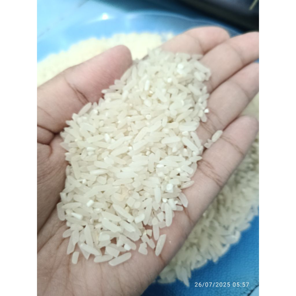 

BERAS PUTIH BERSIH, PUNEL, BERAS LOKAL ASLI