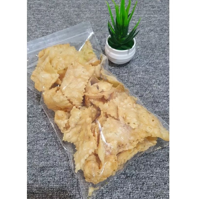 

Stik Bawang/Pangsit Bawang Renyah Ori 100% Gurih dan Pedas 500 gram