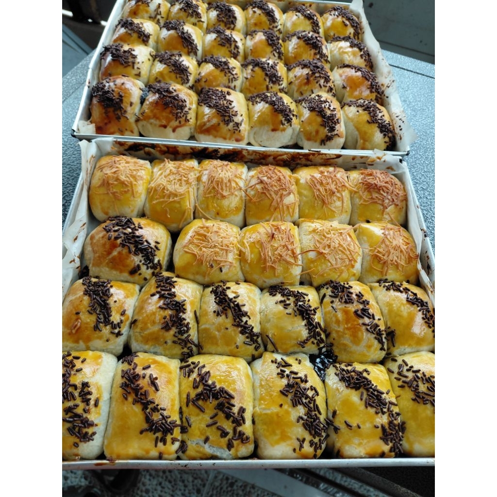 

BOLEN PISANG COKLAT/BOLEN PISANG MALANG/BOLEN SANTAP