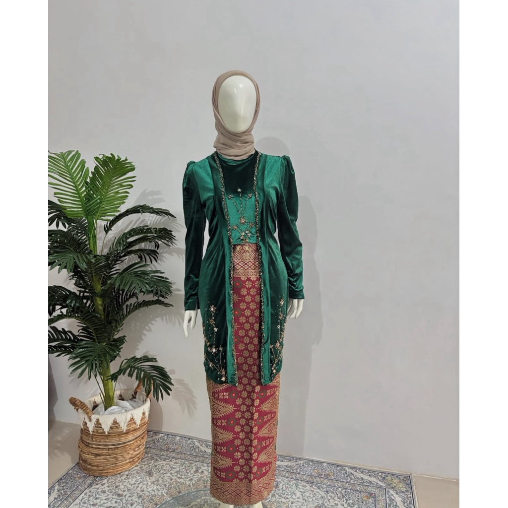 Kebaya Bludru - Kebaya Kutu Baru - Hijau Botol - Kebaya Payet