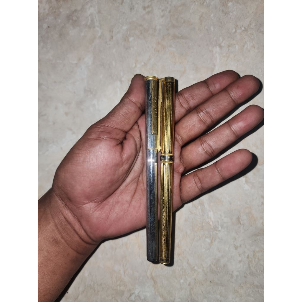 

sepasang polpen peninggalan mbah