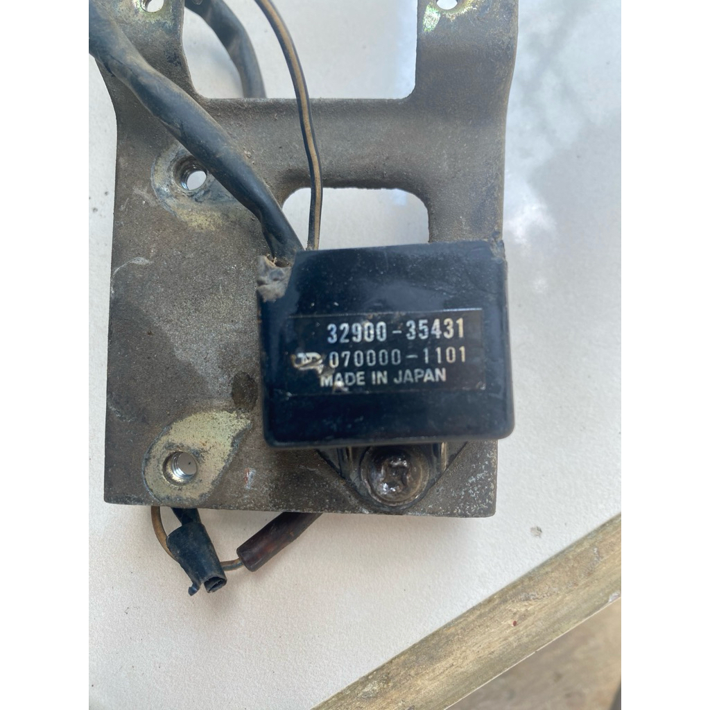 CDI ND JAPAN seri 32900-35431 Suzuki rc100 bravo tornado Cristal original