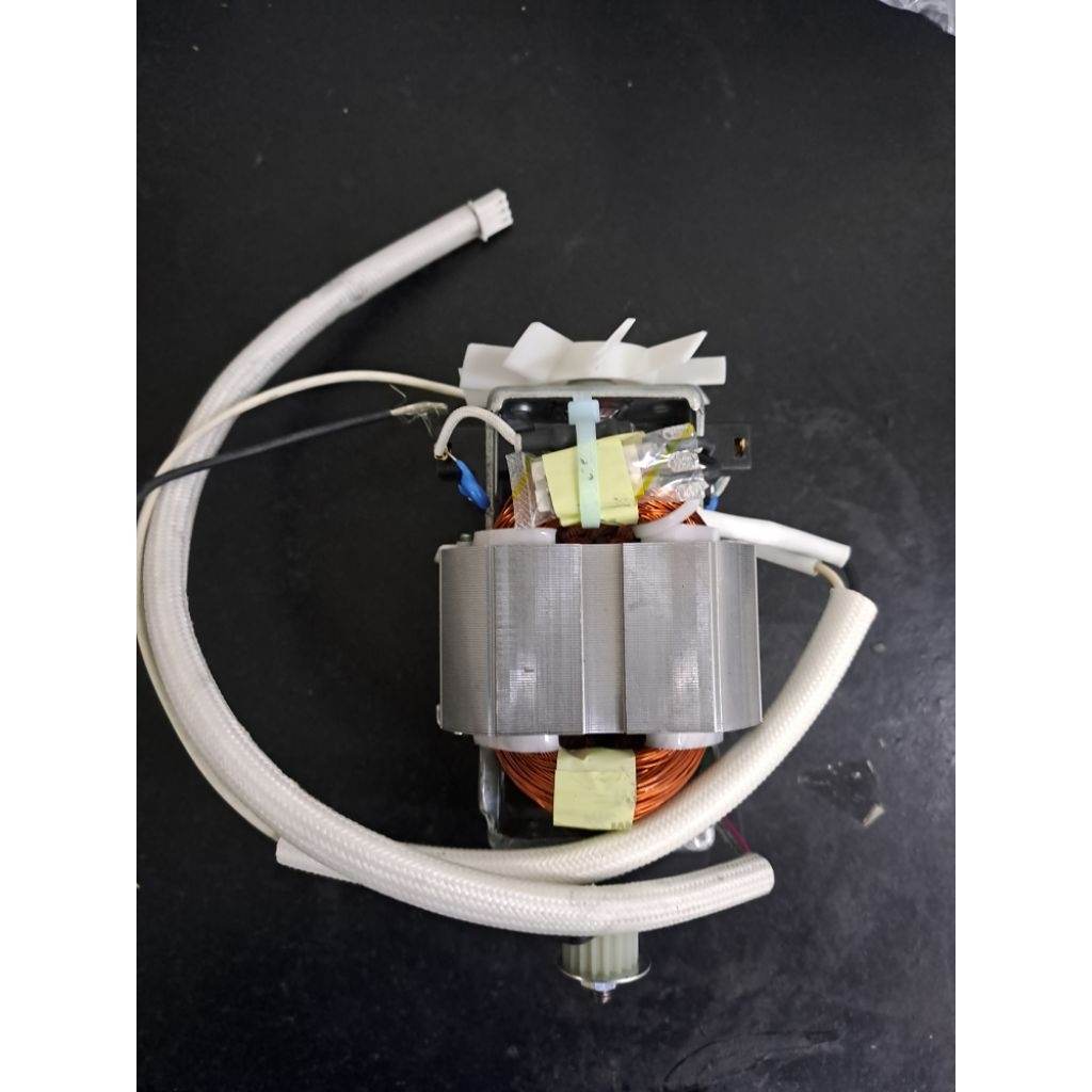 Dinamo Stand Mixer Philips HR7922