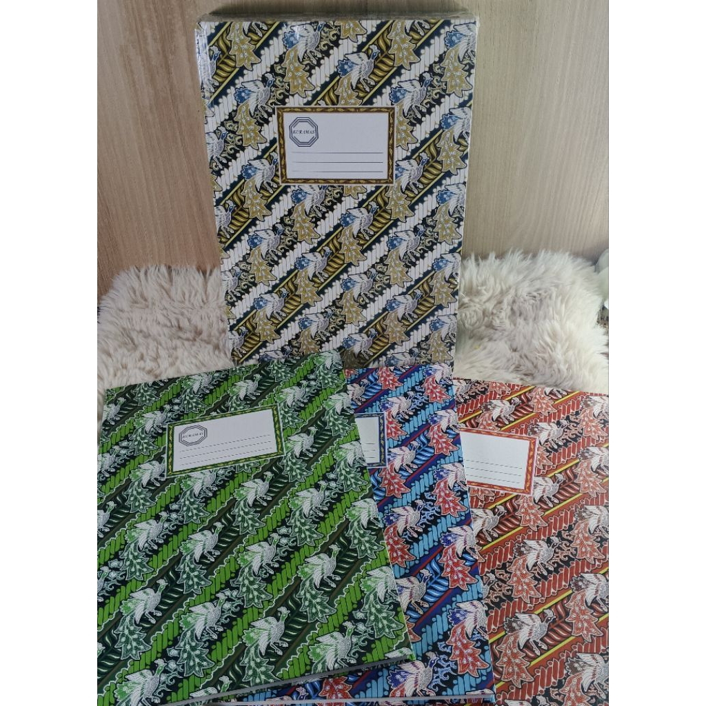 

Buku Folio 100 Lembar (kuramas)