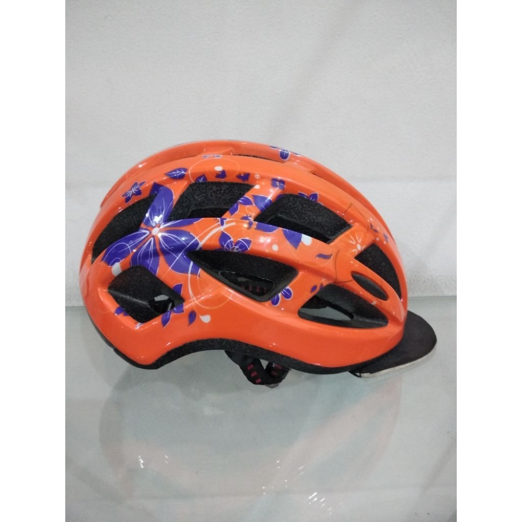 Helm Sepeda Topi