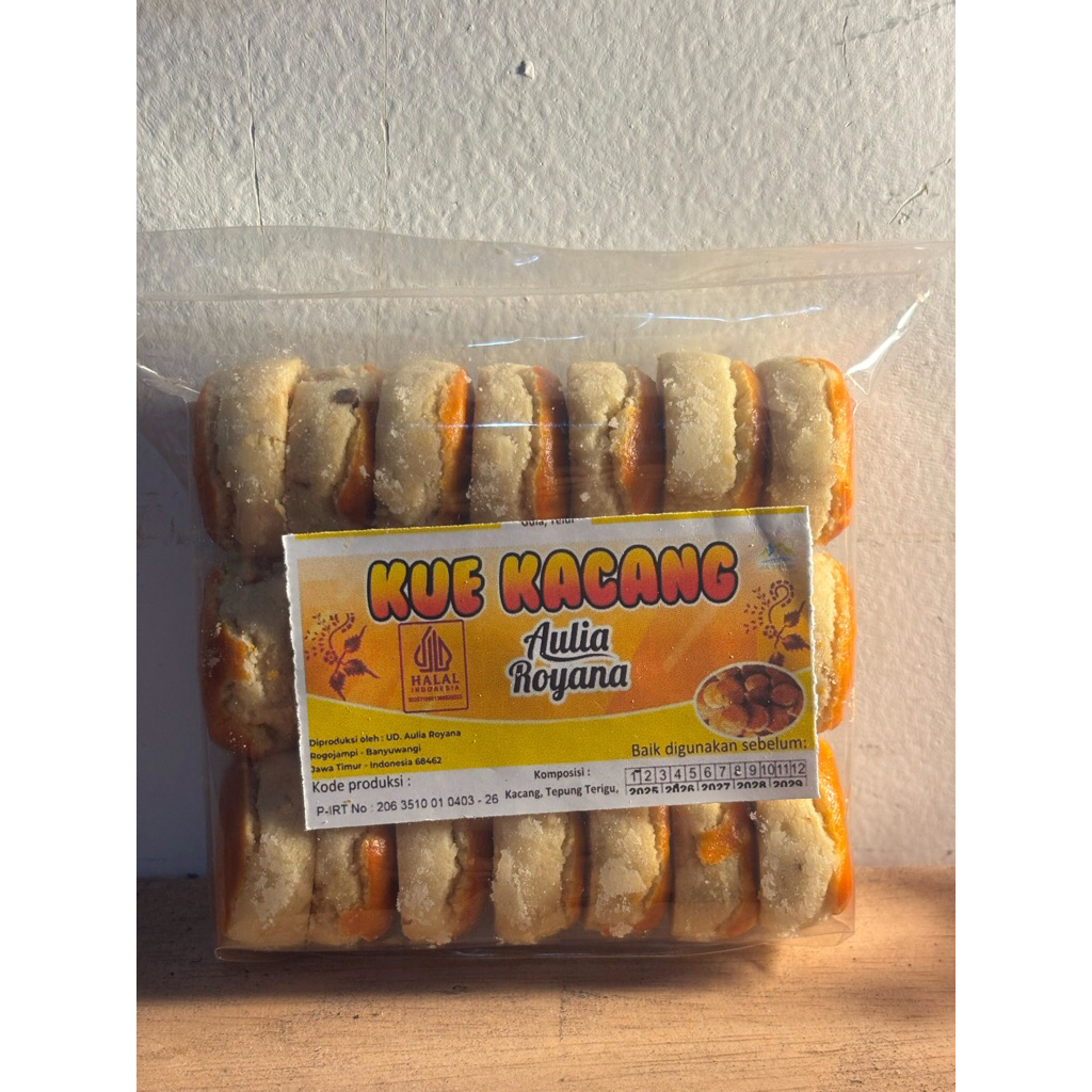 

Kue Kacang Coklat Kemasan 120g (isi 21 biji) Diameter 2,5cm By Aulia Royana Khas Banyuwangi