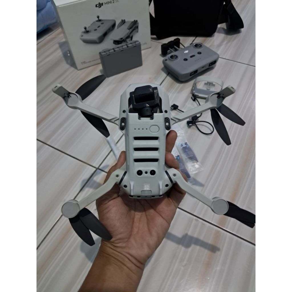 DJI MINI 2 SE COMBO second
