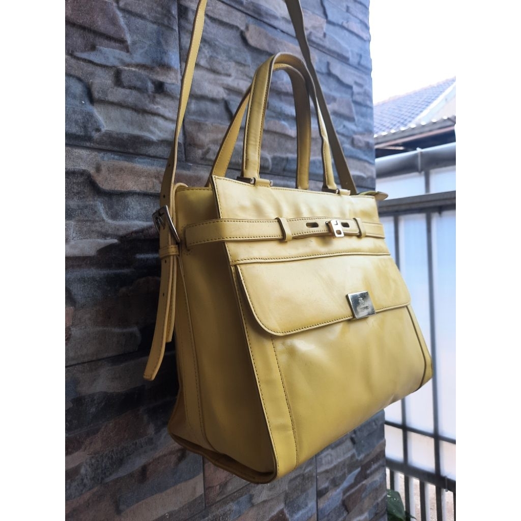 Sling Kuning VERA WANG - TAS PRELOVED BRANDED ORIGINAL