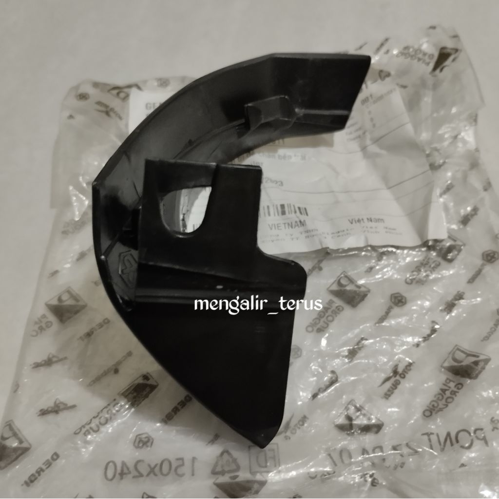 Spoiler Dek Lantai Kanan/Kiri vespa matic sprint primavera 3v/iget Original Piaggio