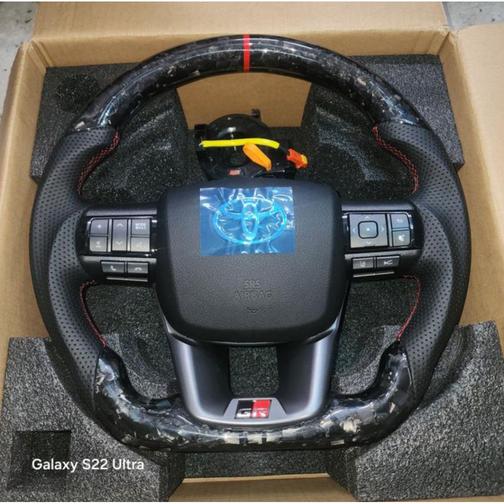 Stir Toyota Fortuner Carbon Forget