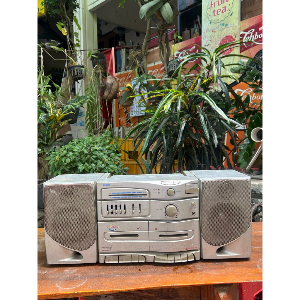 Double Cassette / Tape Recorder - Radio 2 Band (AM / FM), Akari C-600W