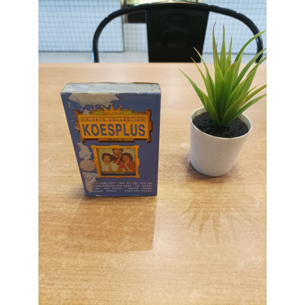 KASET TAPE KOES PLUS PRIVATE COLLECTION