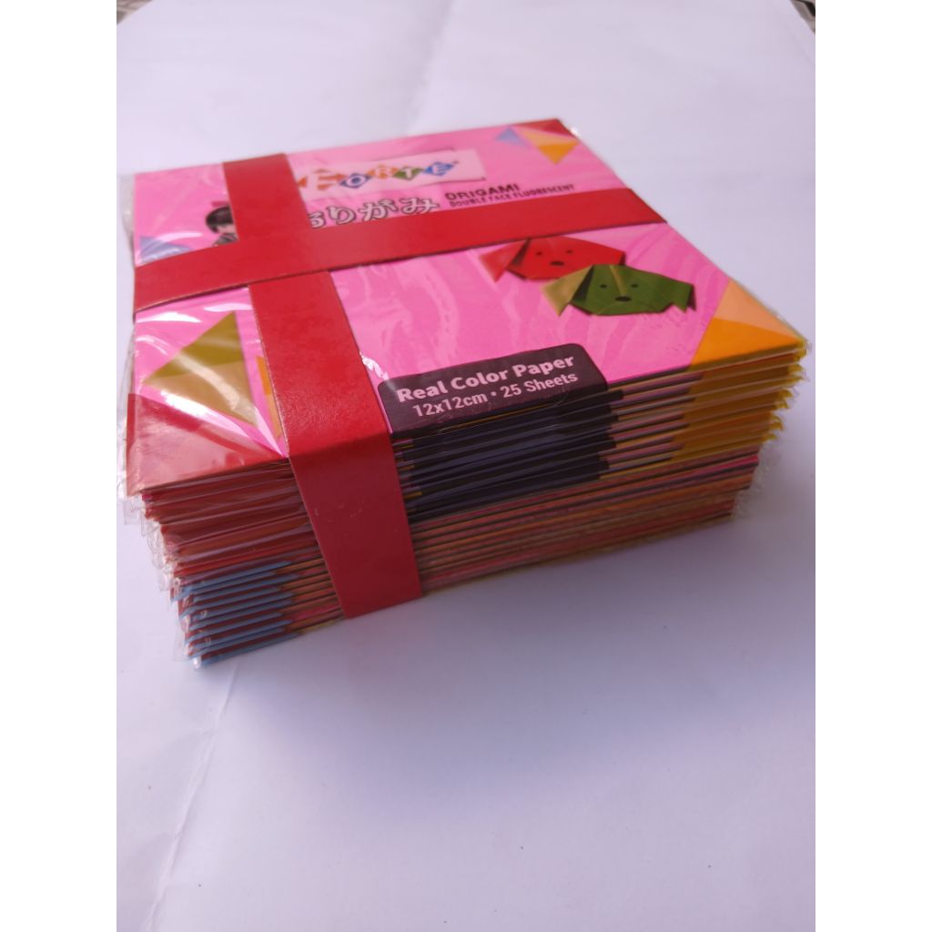 

Origami Bolak Balik, Merk Forte, 1 Ikat Isi 20 Pak. Uk.12x12 cm (25 sheets)