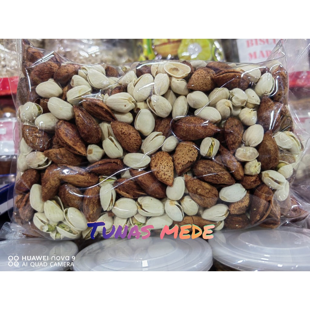 

MixNuts Pistachio Almond Kulit 1 KG