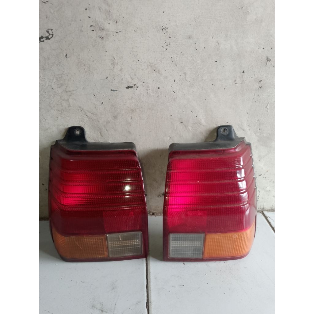 [PCS] Lampu Stop Lamp Stoplamp Rem Sein Sen Belakang Toyota Starlet Kotak 1986 1987 1988 EP70 origin