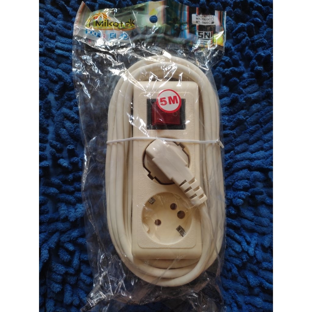 STOP KONTAK + KABEL, 2 lubang kabel 5 meter