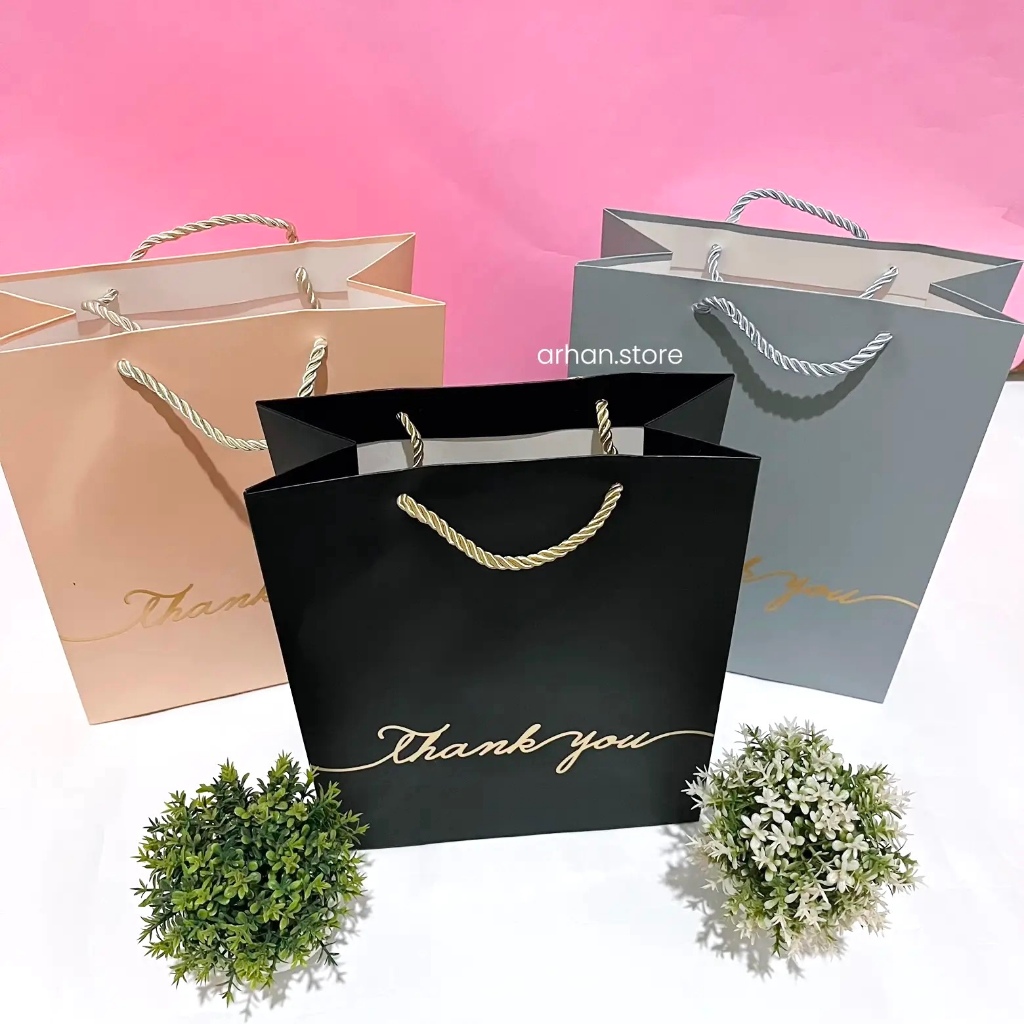 

Tas Paperbag Premium Elegan Mewah Ukuran Sedang Motif Tulisan Thank You