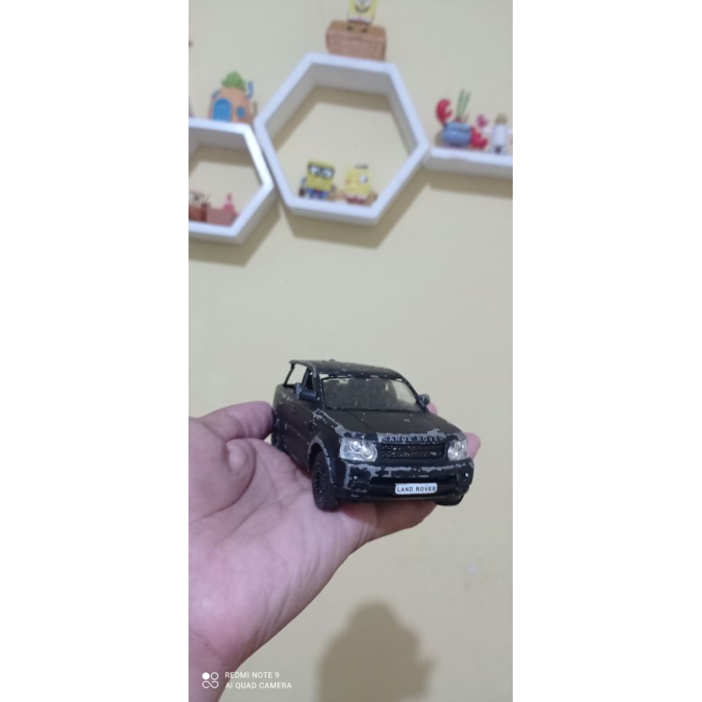 MOBIL RONGSOK - Diecast LAND ROVER RANGE ROVER SPORT Original RMZ CITY (Preloved)