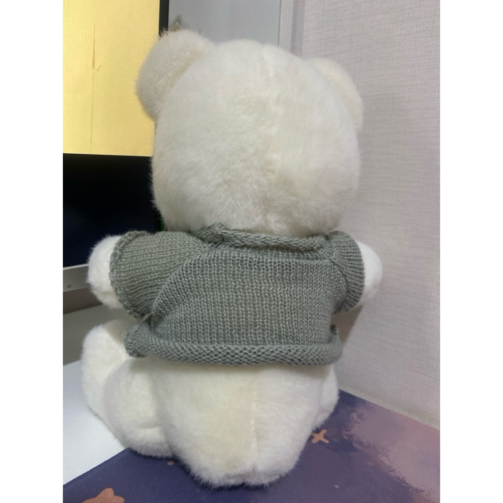 Boneka Beruang KKV Ohsome putih cream ada baju