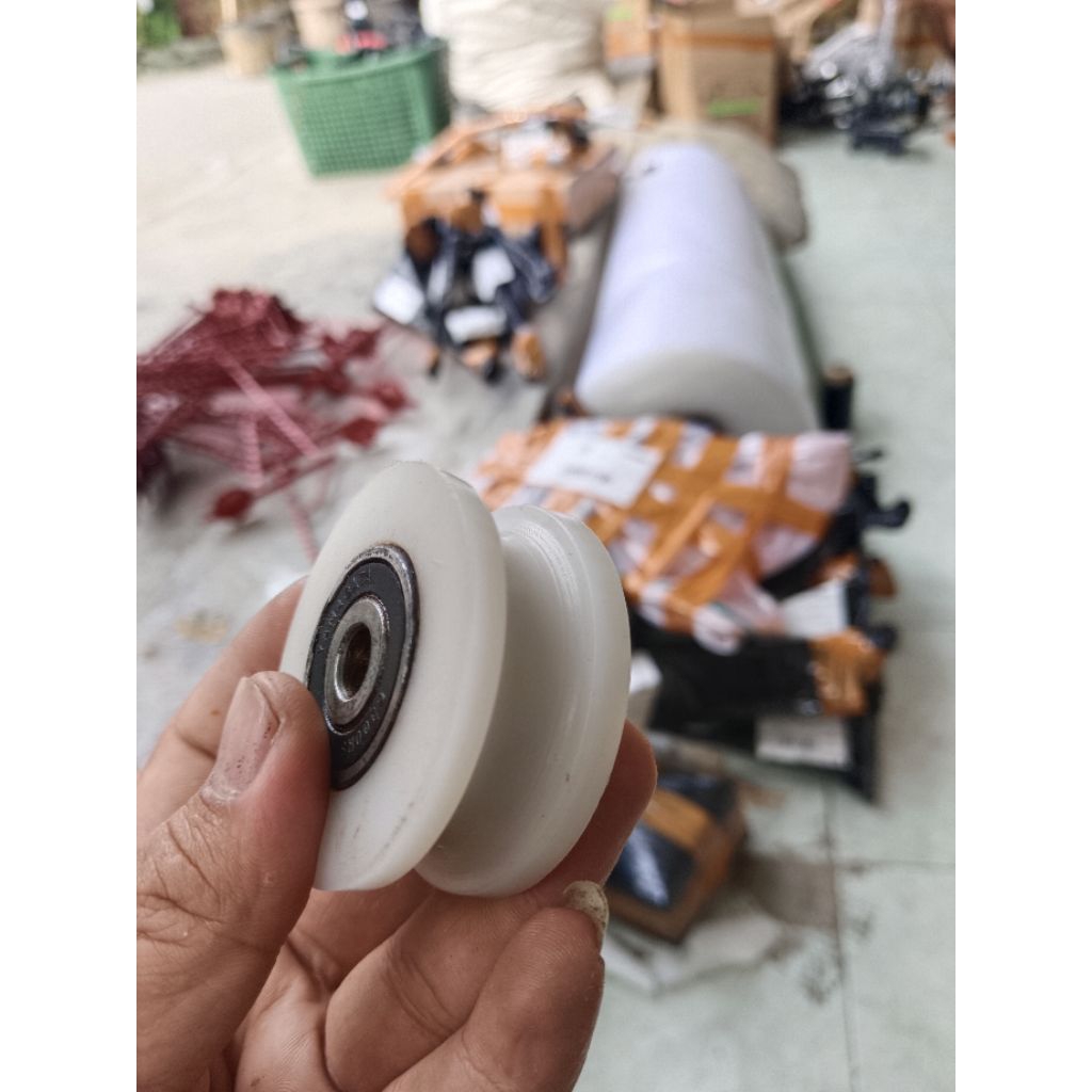 Roda pager Nilon 6 cm Roda gerbang nilon tipe U dan V