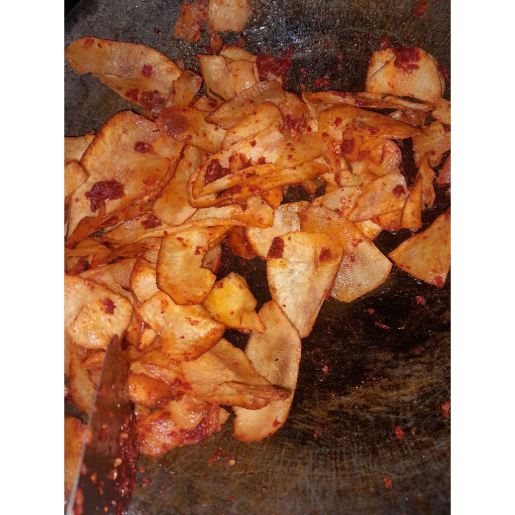 

Keripik singkong pedas meletup