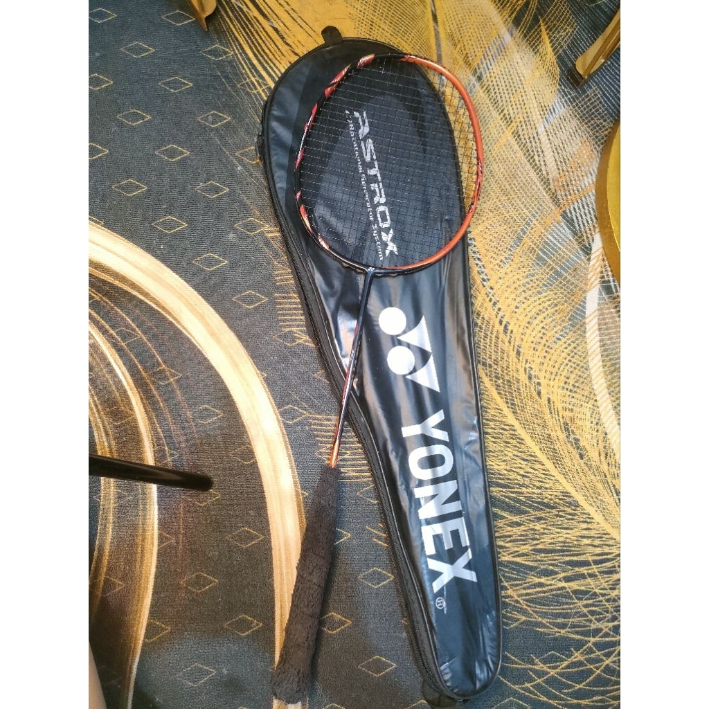 Raket Yonex Tipe Astrox 99