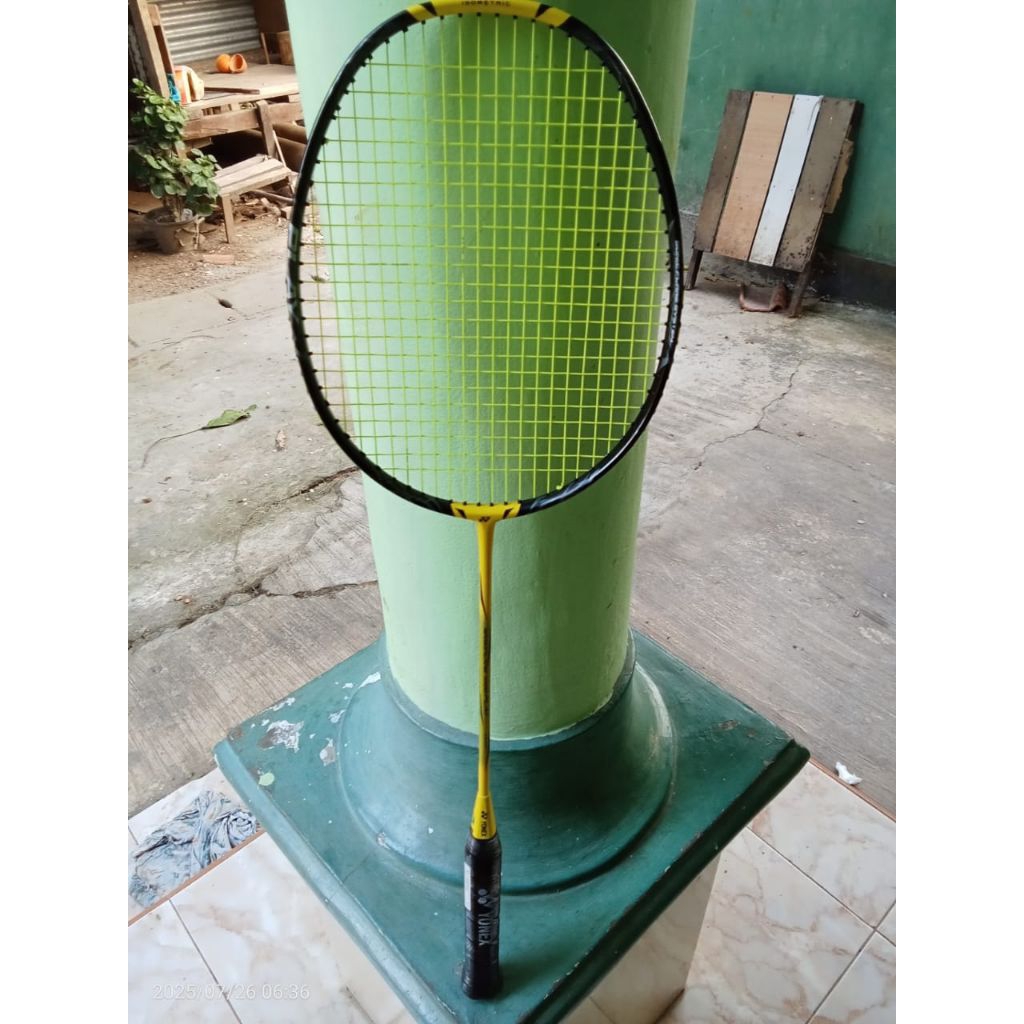 Raket Badminton Yonex Nanoflare 1000 Play, Arcsaber Flash Boost