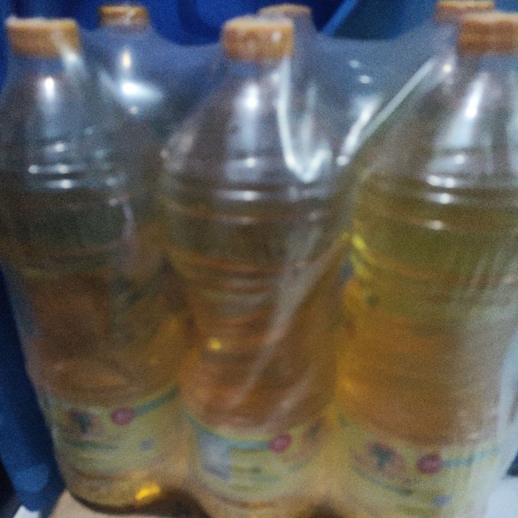 

Minyak Tropical botol 2L 1slop