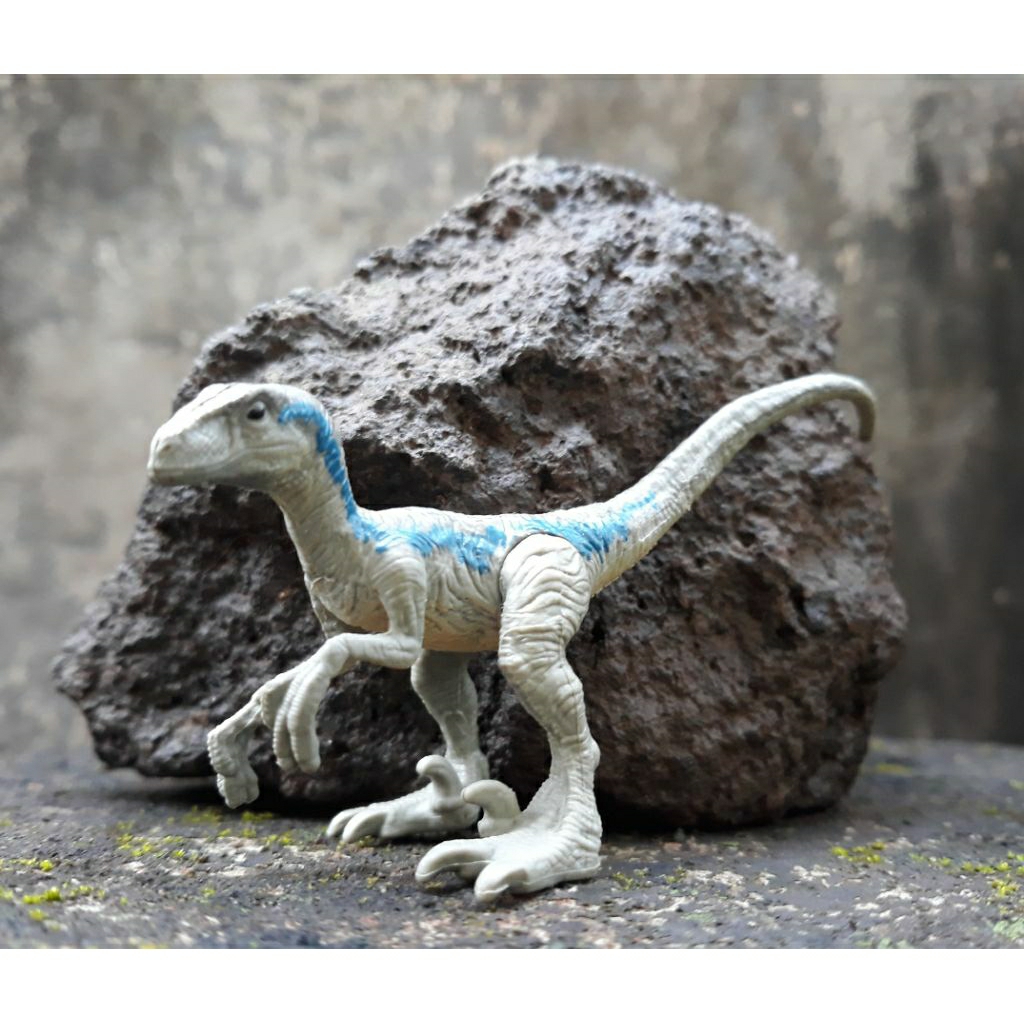 Velociraptor Blue Mattel Mini Figure