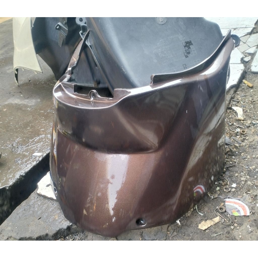 Kofer jok tutup mesin Scoopy fi 2016 scond copotan original