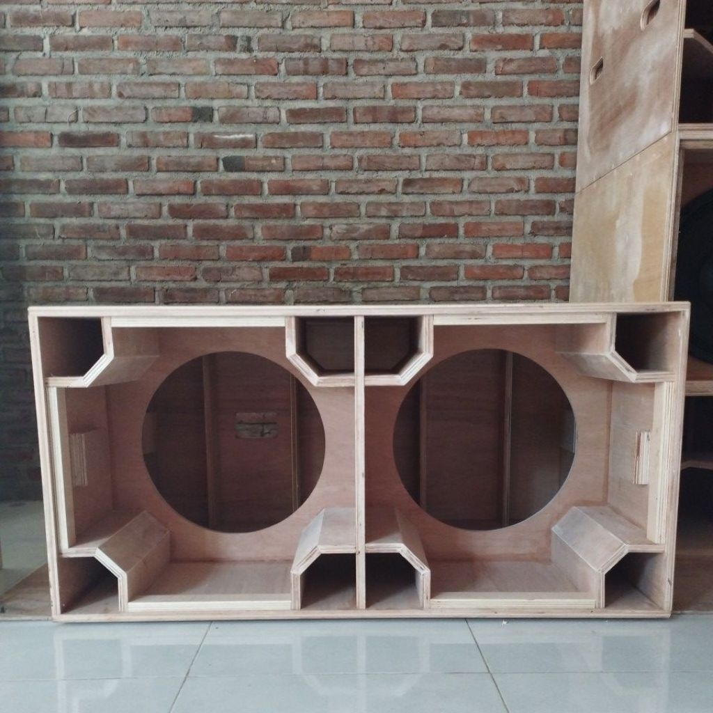 BOX SPEAKER PLANAR DOUBLE 18 INCH
