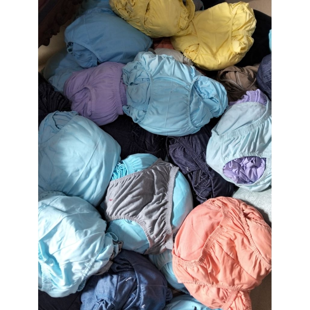 20 pcs (kodian) Celana Dalam Pria dan Wanita Dewasa / Remaja Polos Termurahhh