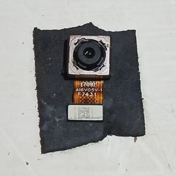 Kamera belakang Vivo v7 copotan