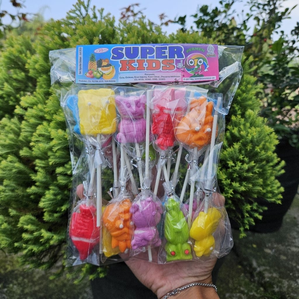

LOLLYPOP KARAKTER KARTUN SUPERKIDS ISI 20PCS