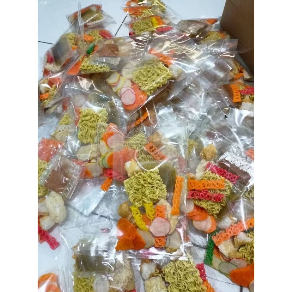 

paket hemat 10 bungkus mix baso aci/seblak
