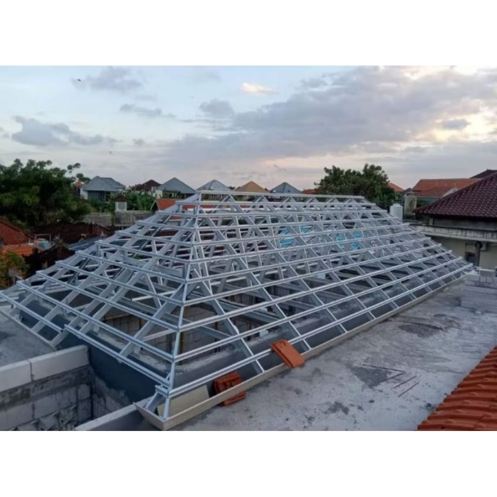 1 paket renovasi bongkar pasang atap rumah kayu diganti baja ringan + atap genteng metal terpasang