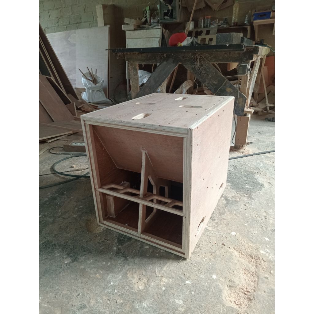 Box speaker CLA 15 inch single