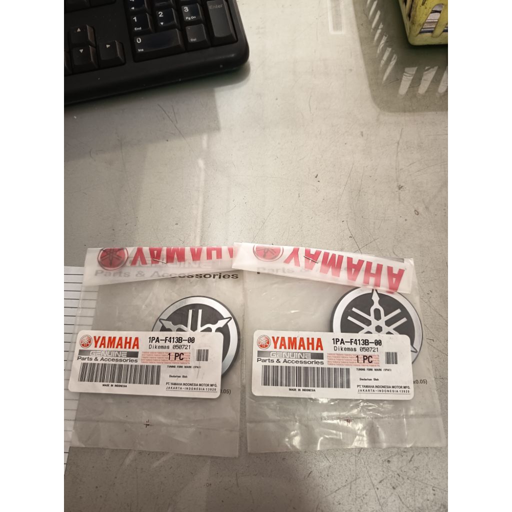 EMBLEM STIKER LOGO GARPUTALA YAMAHA VIXION ORIGINAL YGP