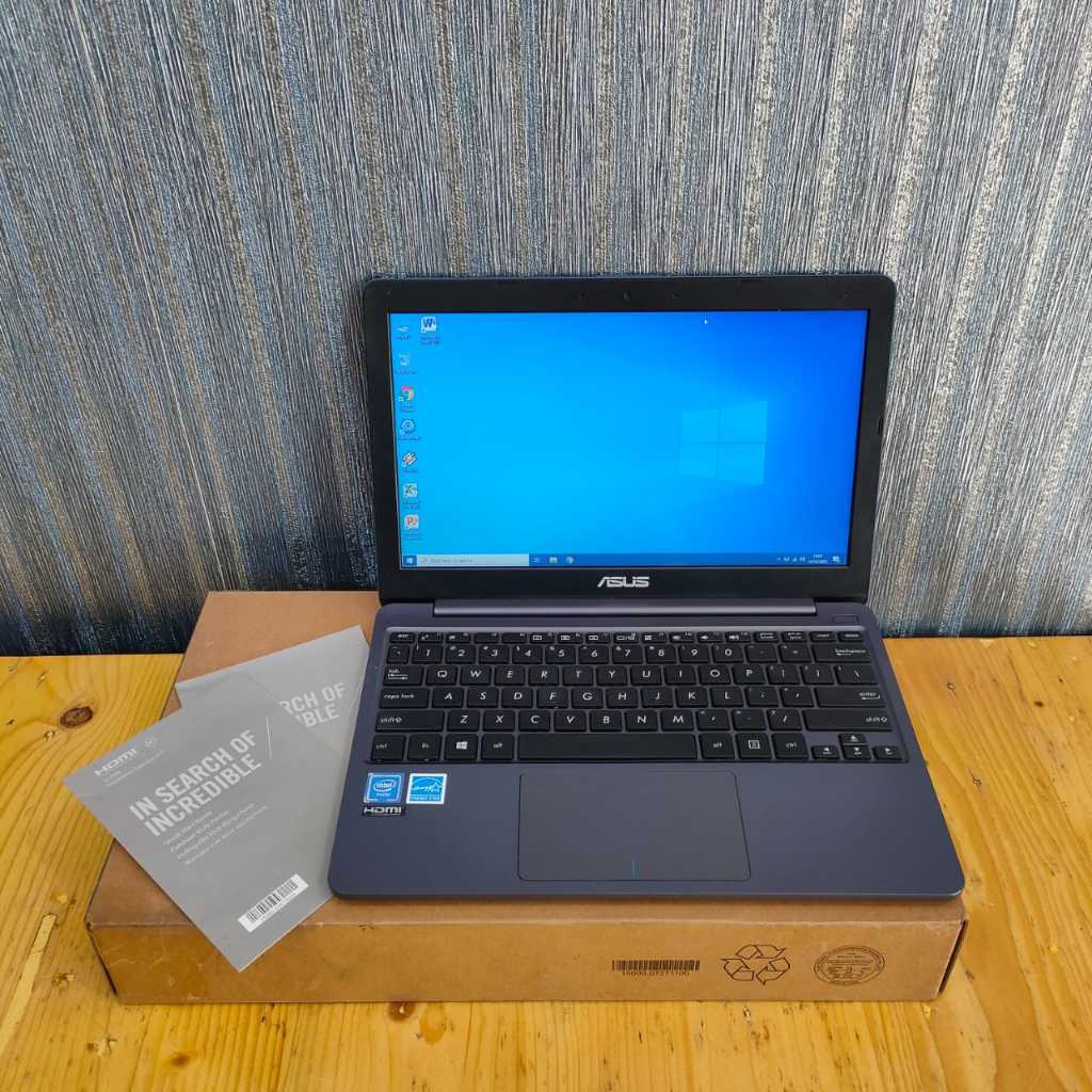 LAPTOP SECOND,Notebook Asus E203MAS, Celeron-N4000, Intel UHD Graphics 600, Ram 2/32gb + 128 SDXC, G